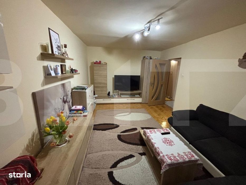 Apartament 3 camere, zona 300