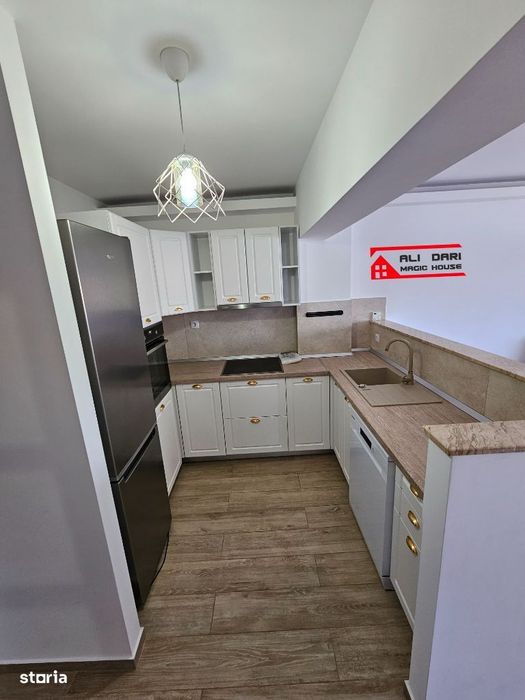 Etaj 1 din 4 , Bloc Nou, Apartament 3 camere , Mobilat și Utilat