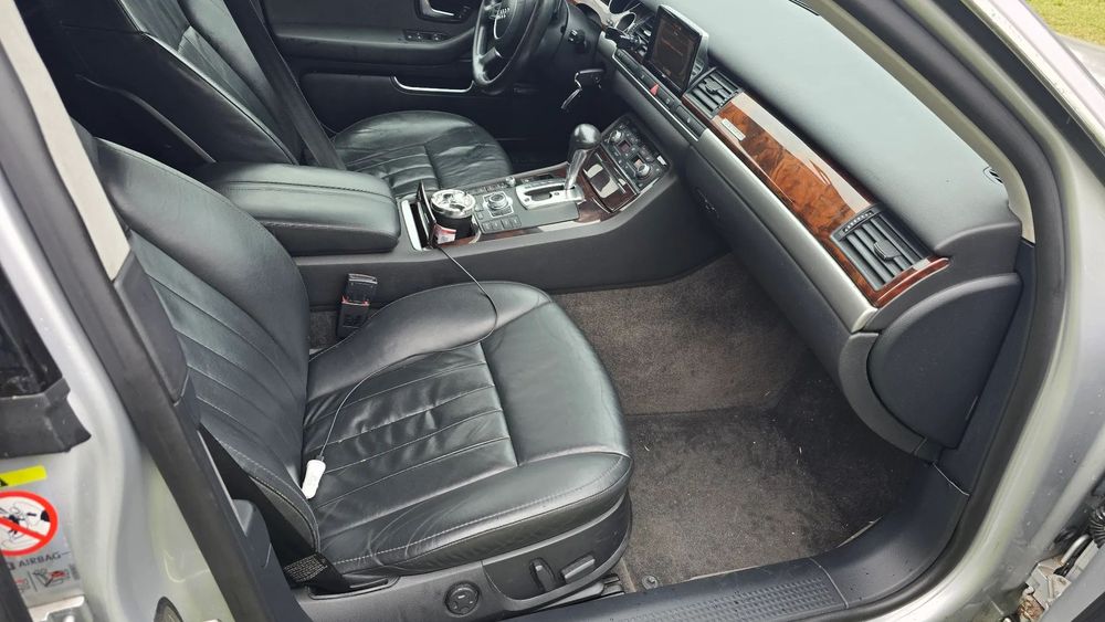Audi A8 Masina este functionala