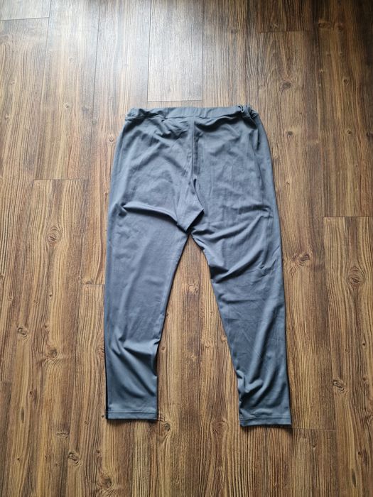 Страхотно мъжко спортно долнище  UNDER ARMOUR размер  L