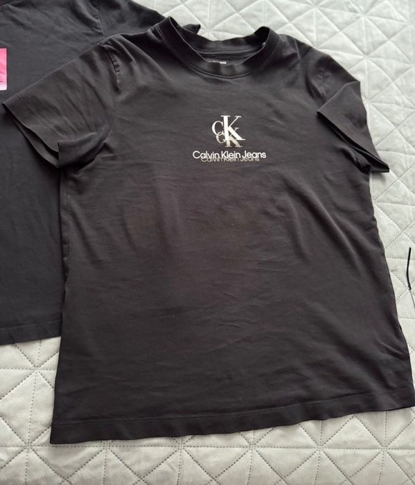 2 бр тениски Calvin Klein оригинални
