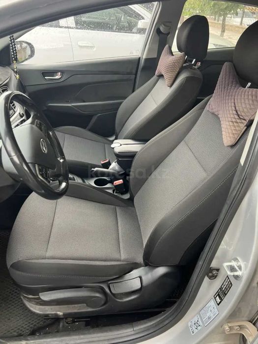 hyundai accent 2019