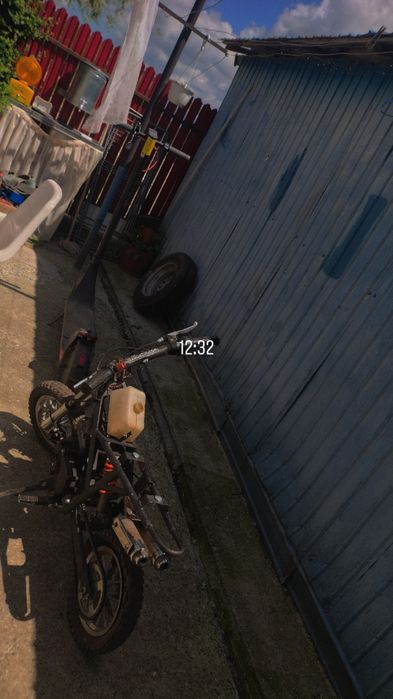 Cross 49cc 2t benzina amestecata cu ulei