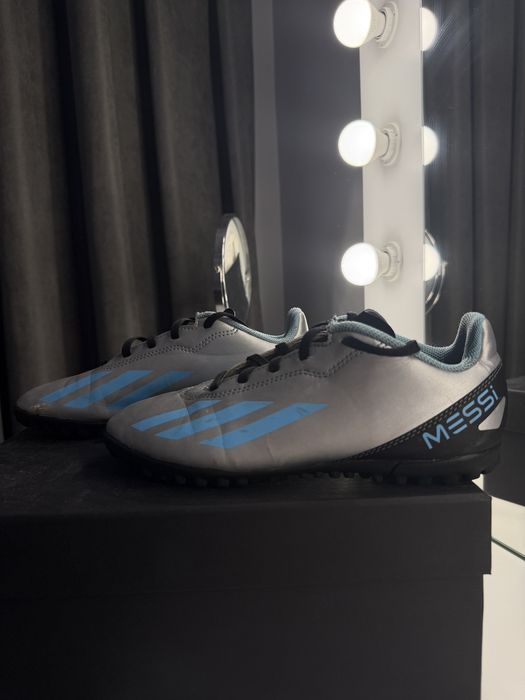 Детски футболни обувки Adidas Messi