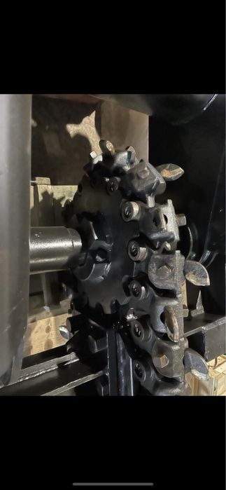 Грунторез бара ЭЦУ-150. Траншеекопатель