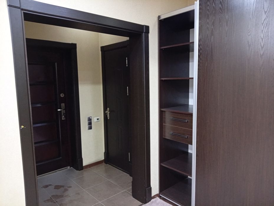 Не маклер Сергели 8 5 ком на 1 этаже для жилья или под коммерческую не