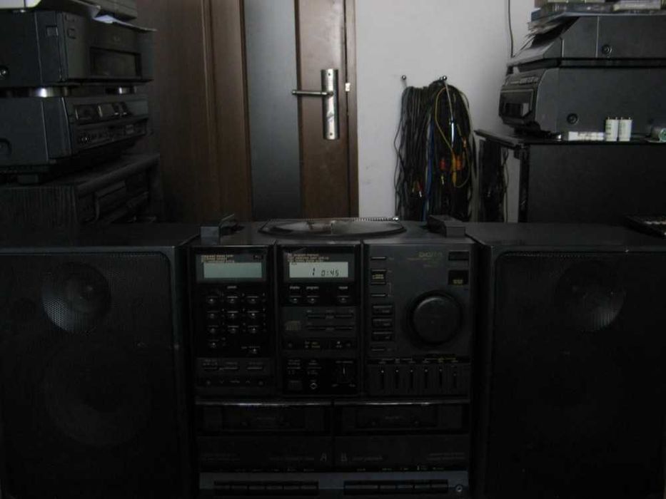 Aiwa ca-30 Panasonic RX-DS790 Siemens RS175 R4