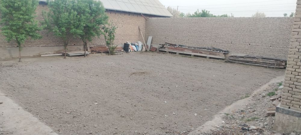 uy sotiladi tayor joy