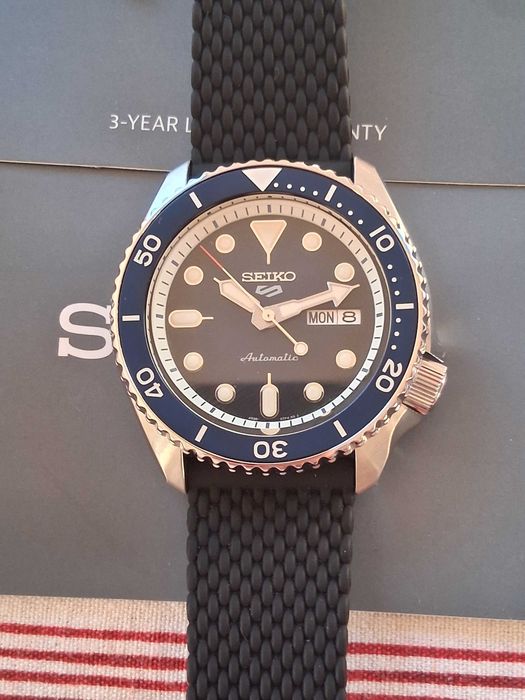 Seiko 5 Sports SRPD71K2