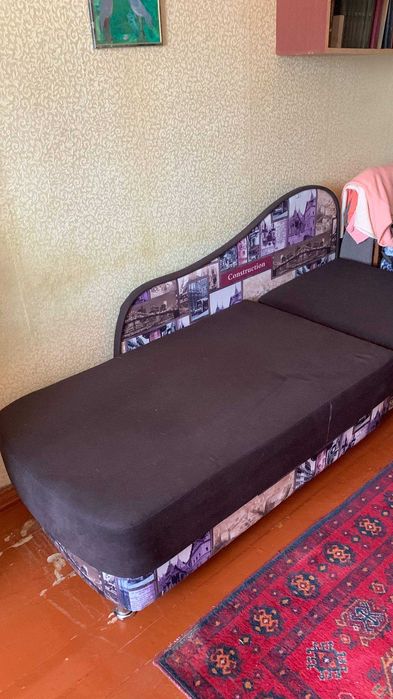 Продам б/у диван