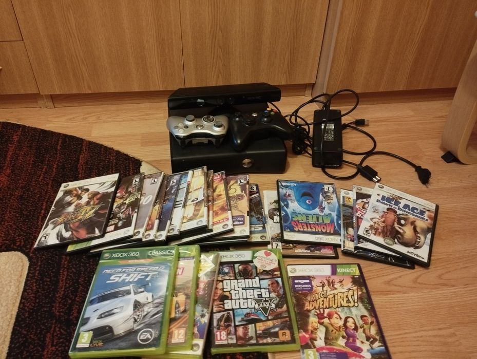 Vând  Xbox 360 Slim Modat