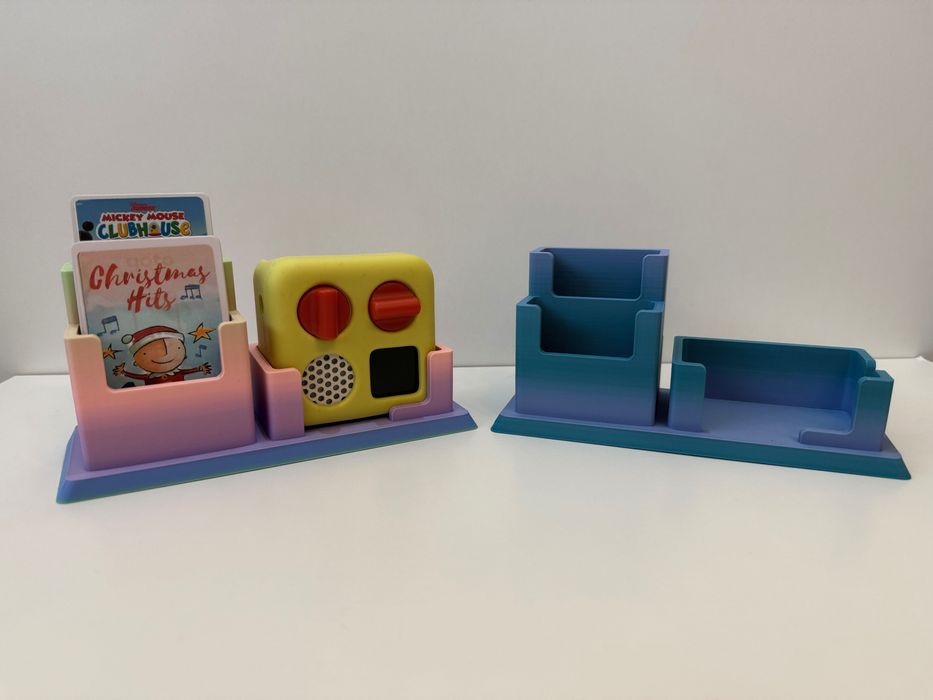 Dock Yoto Mini cu suport pentru carduri - Rainbow