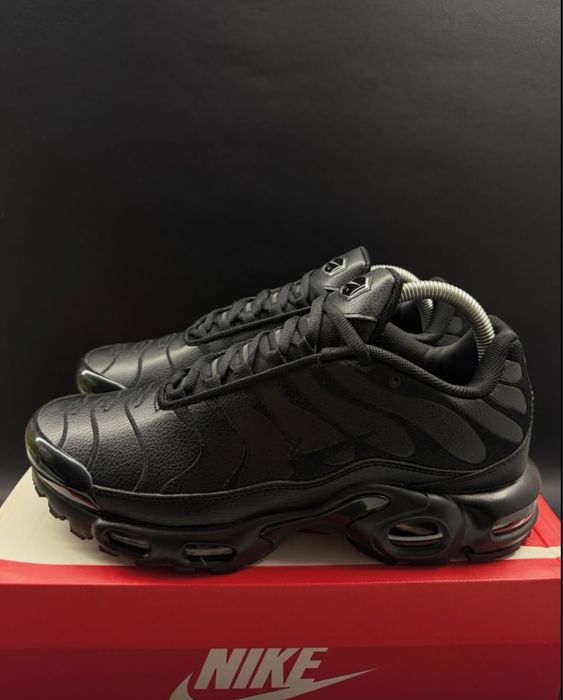 Nike Air Max Plus Triple Black “Leather” - 42,43,44,45