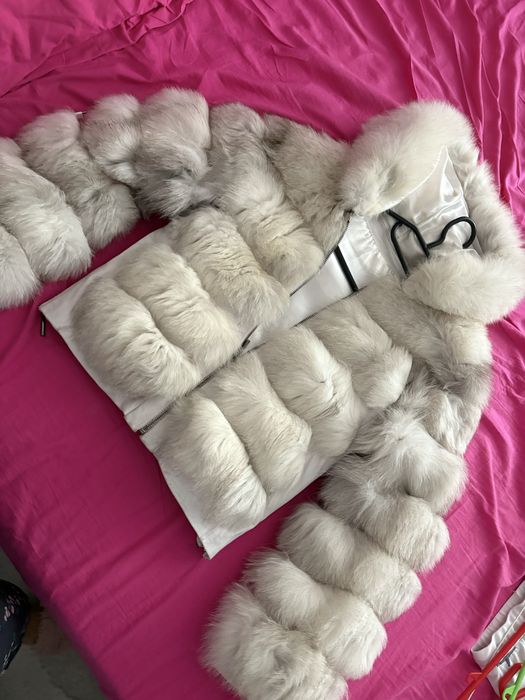 Haina din blana naturala de vulpe