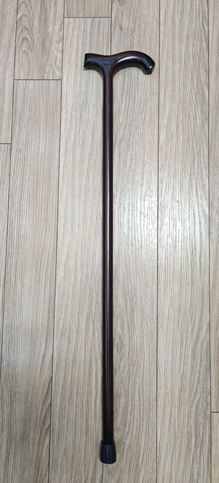 Продам трость из натурального дерева.