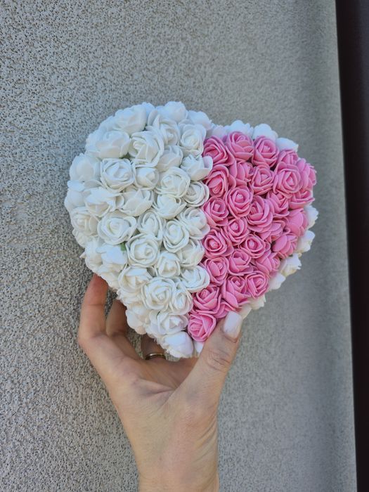 Inimioara flori trandafiri