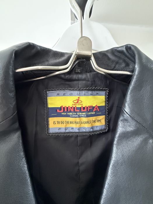 Кожаный пиджак плотный качественный