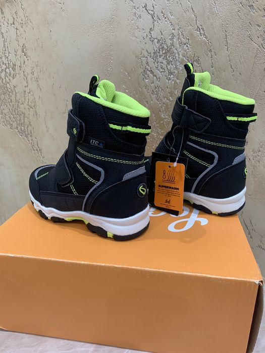 Боти за деца номер 24,25,28,29