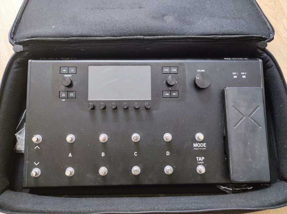 Vând Procesor de Chitara Electrică/Bass Helix 6 LT
