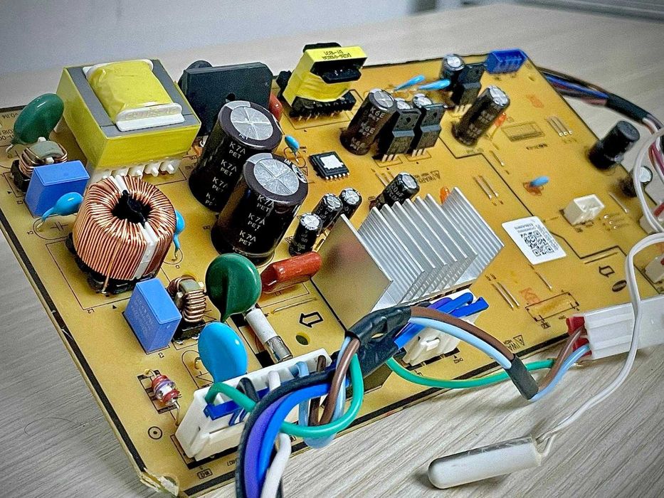Placa electronica inverter combina frigorifica Samsung DA9201098C/ R19