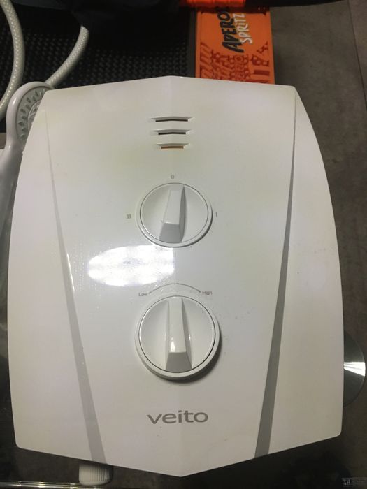 Продам водонагреватель душ веито новая