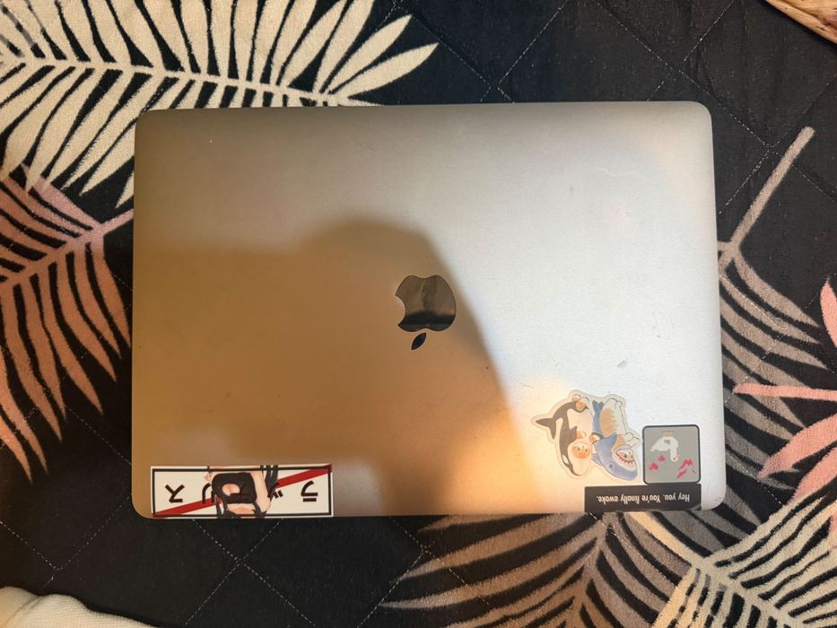 Macbook pro 13 2017 с touch bar
