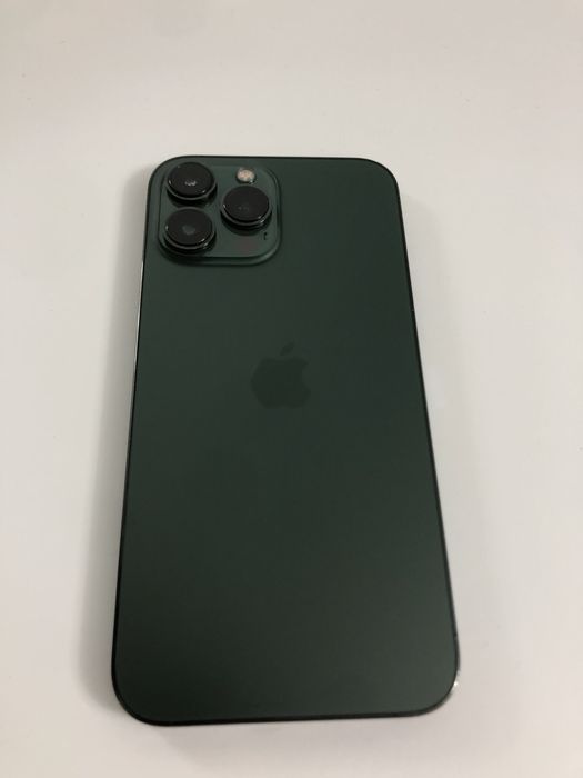 Iphone 13 pro max green
