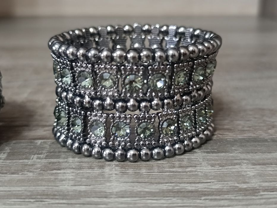 Swarovski. Женские браслеты