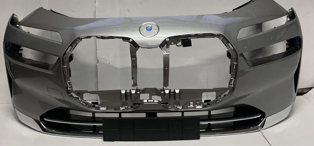 Bara fata BMW seria 7 i7  G70