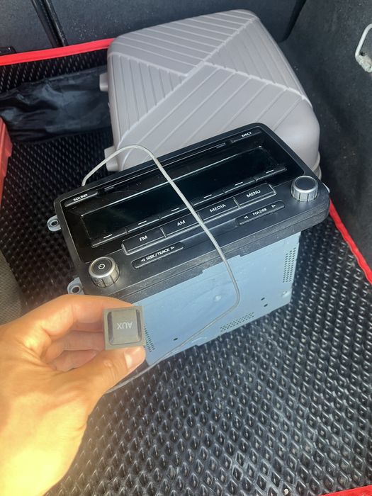 Магнитола штатная пассат б6!