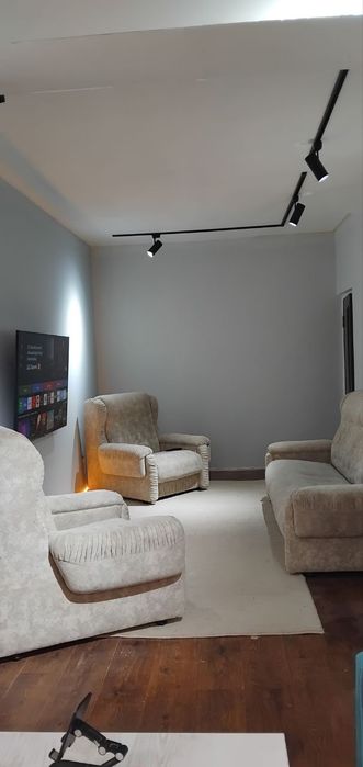 Срочно Продам 3× комнатную квартиру на Массиве Анаркулова