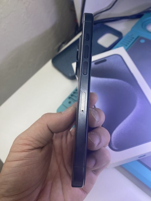 iPhone 15 Pro Blue Titanium