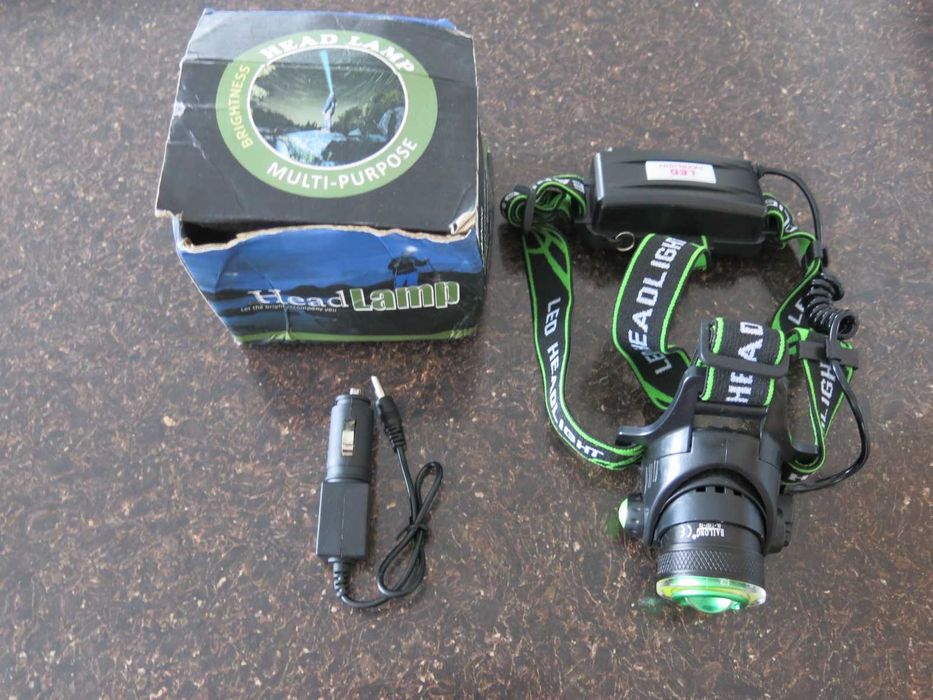 LED челник със зарядно за кола