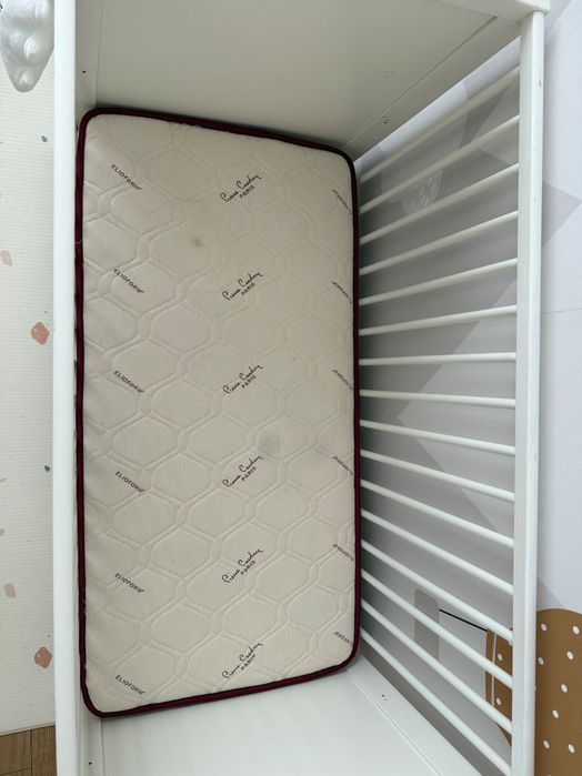 Бебешка кошара IKEA SMÅGÖRA + матрак
