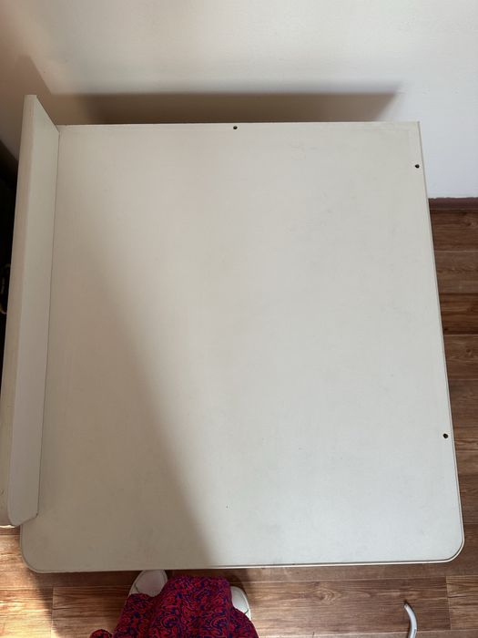 Детская кроватка белая