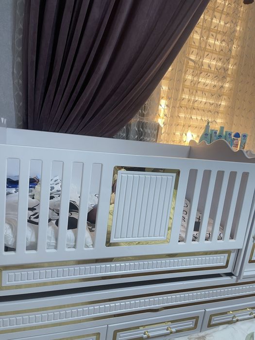 Детская кроватка с 1 года до 18 летия