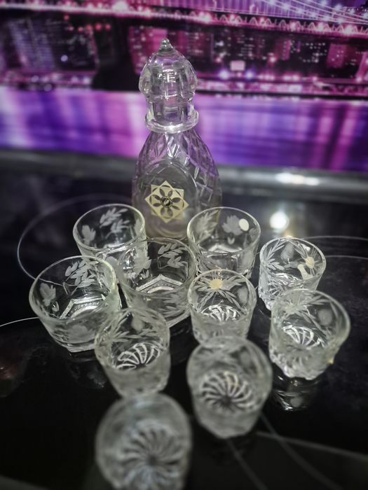 Продаю хрустальный набор