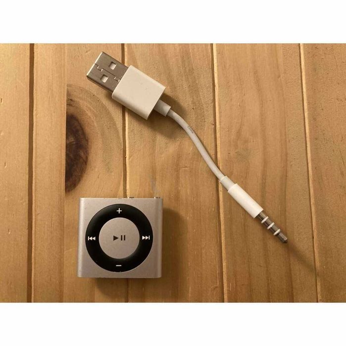 Apple iPod Shuffle 4th Generation 2GB MP3