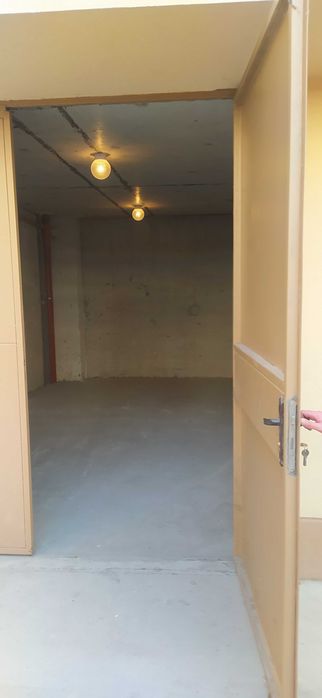 Дава се под наем Гараж / Паркомясто в Пловдив, Индустриална зона - Север - 16 кв.м за 86.7 € - Снимка #3