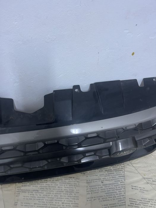 Grilă centrală Range Discovery Sport L550 2013-2020 cod FK728A100AE