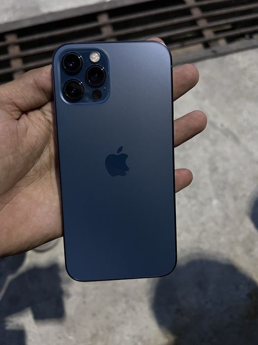iphone 12 pro.