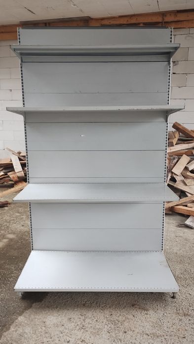 Rafturi metalice pentru magazine și supermarket