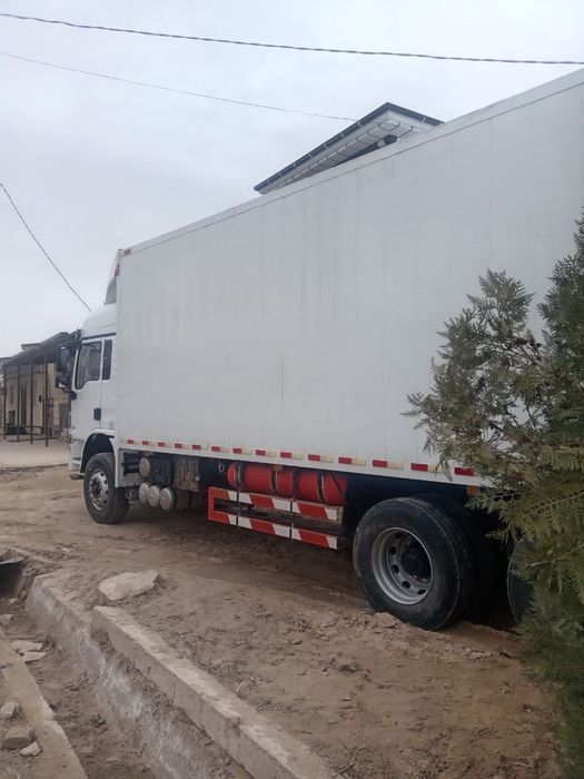 Shacman 2024 yil 9 metr