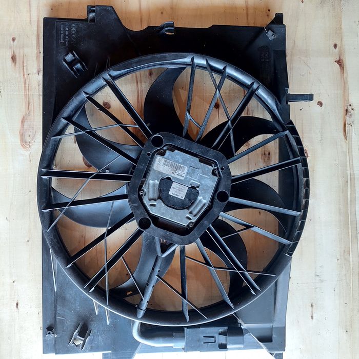 Охладителна перка за Мерцедес Е класа , Mercedes W211