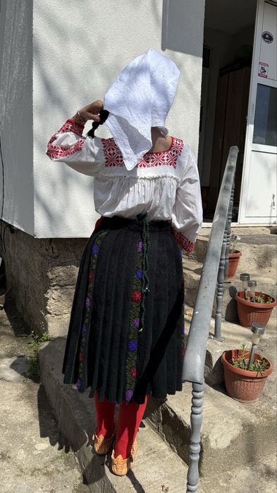 Части от народна носия/вълненик/бръчник/престилка/видин/кула