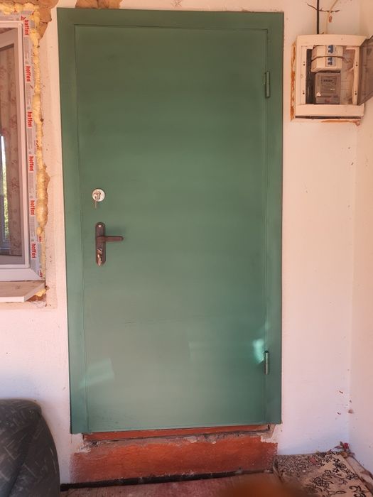 Двери . навесы. Решотки . Ворота. И тд.