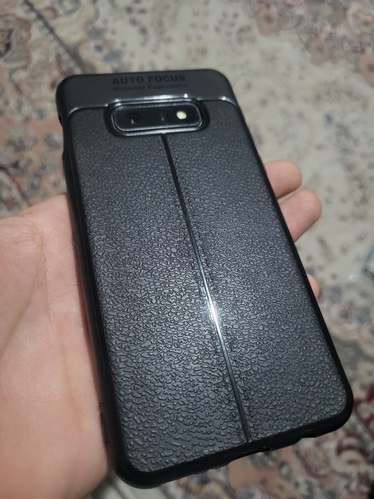 Обменяю 2 телефонa на 1