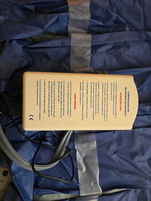 Болнично легло с помпа и декубитален матрак швейцарско Embru