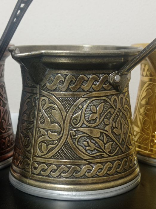 Ibric turcesc din aliaj de cupru, gros în "carne", nefolosit