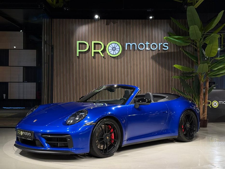 Porsche 911 Porsche 911 Carerra 4 GTS